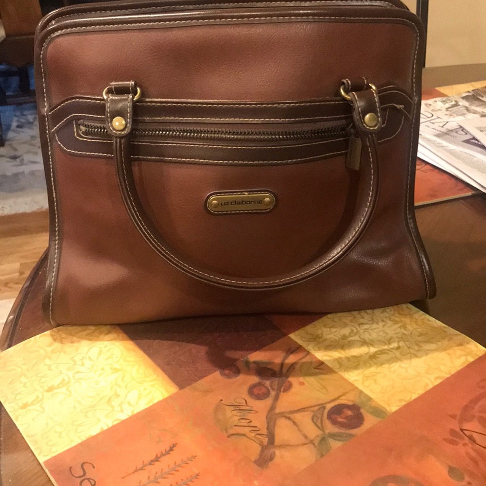 Liz Claiborne brown bag like new no tags